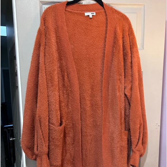 FashionNova Cardigan - Picture 2 of 4